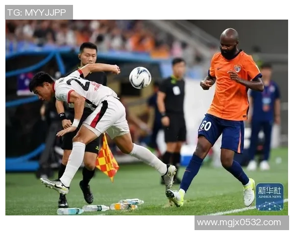 成都蓉城迎战青岛海牛展开激烈较量力争三分保住领先位置 成都蓉城迎战青岛海牛展开激烈较量力争三分保住领先位置